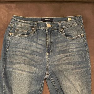AERO JEANS